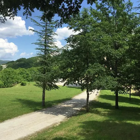 In Marche Near Urbino And Pool