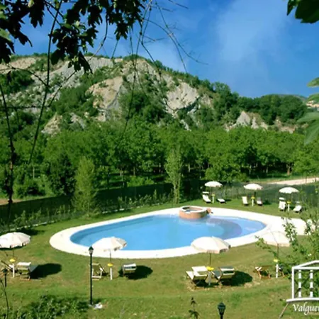 In Marche Near Urbino And Pool Dom wakacyjny Apecchio