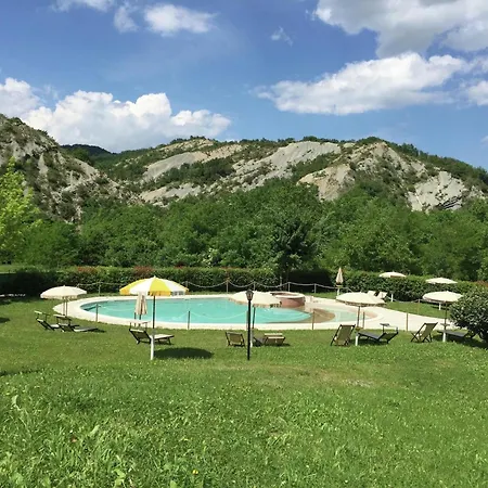 In Marche Near Urbino And Pool